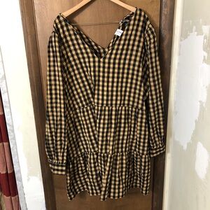 Collusion women’s 24 Checkered Dress in Black and Tan